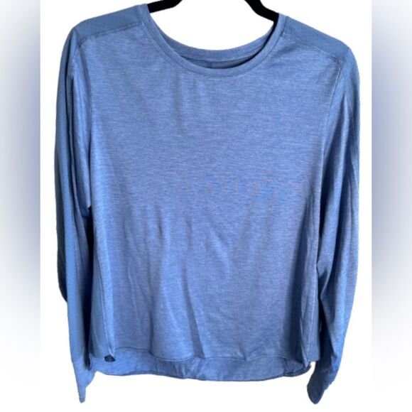 Avia Vented Workout Top. - Picture 1 of 5